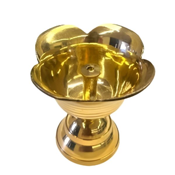 Brass Devdas Diya Oil Puja Lamp For Cheap